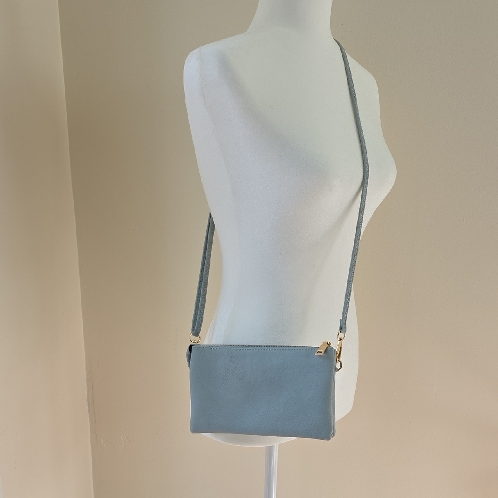 Jen & Co Blue With Gold Hardware Crossbody Bag.  Adjustable Strap